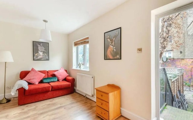 Lovely flat in West Kensington Central London