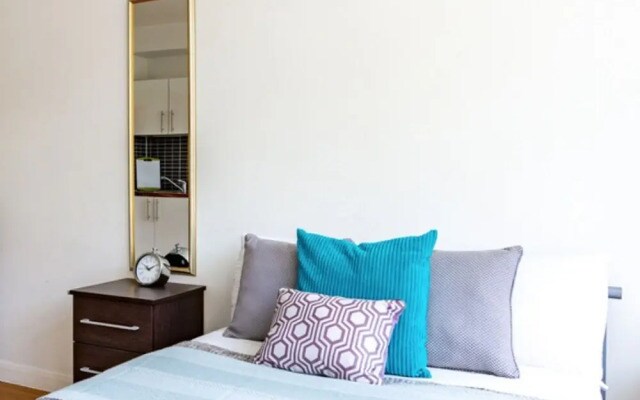 Lovely Studios North Kensington
