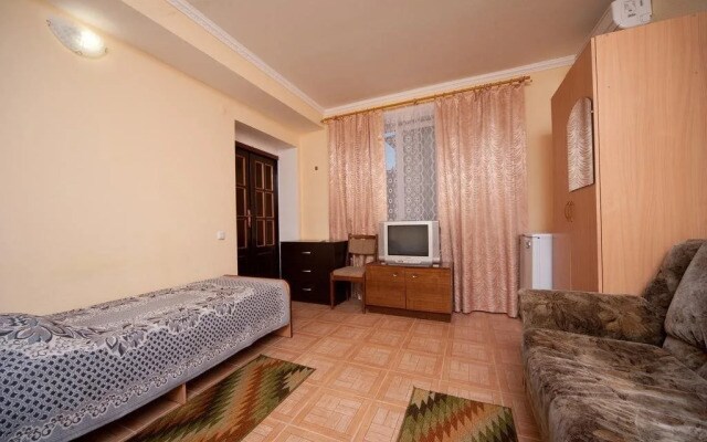 Guest House 888
