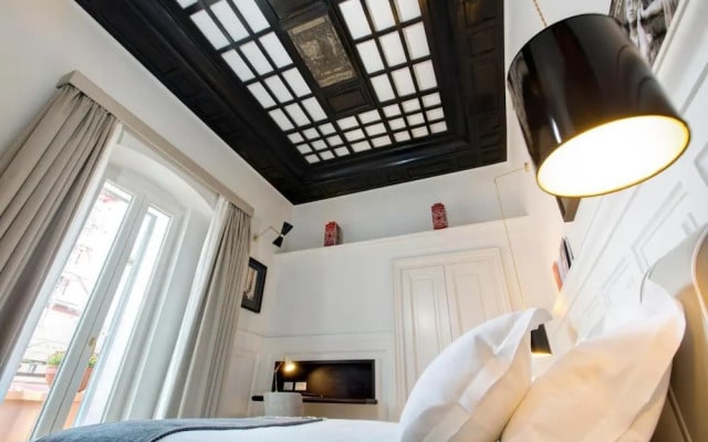 Roof Suite Rome Suitable for 6 Persons