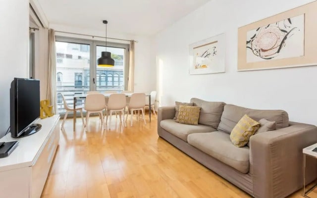 Spacious and Elegant 4 Bedroom with Private Terrace