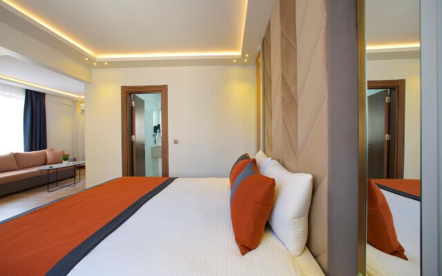 Eyfel Hotel