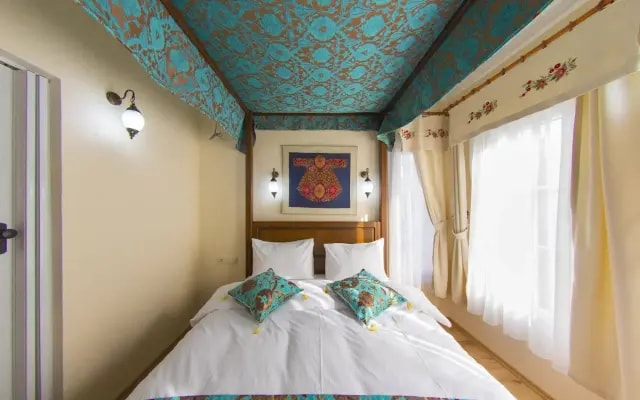 Ahsen Suites