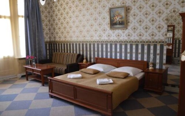 Hotel Pension Bella