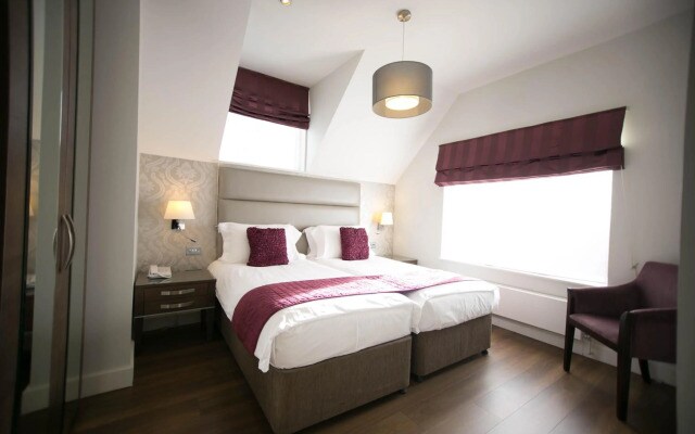 The Pillar Hotel