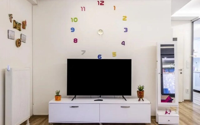 Flat With Rainbow Themed Design in Goztepe