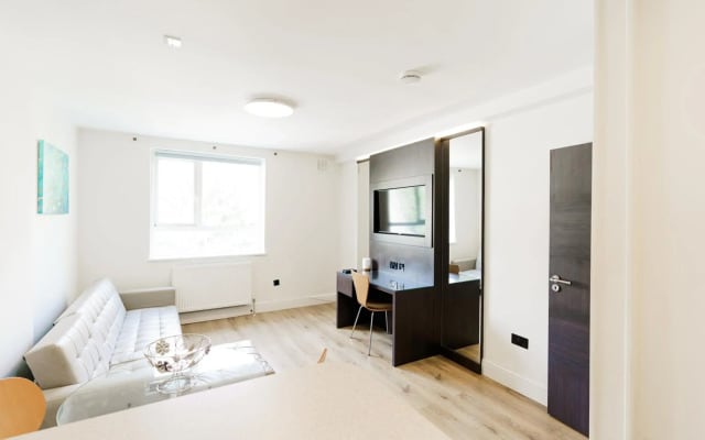 Penywern Apartment