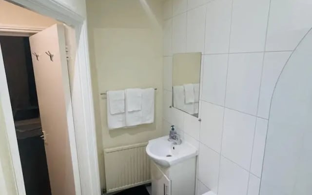Captivating 2-bed Apartment in London Paddington