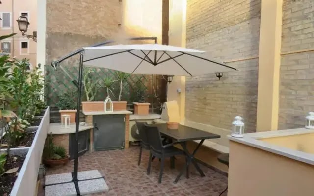 Terrace in Monti44a (Adults Only)
