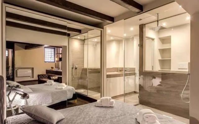 Trinità dei monti superior suite