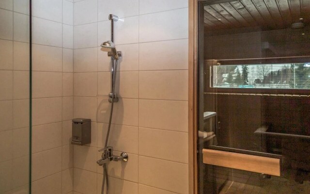 Tahko spa Junior Suite Orange b2 Kuopio