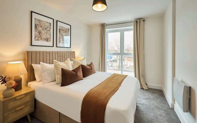 Host Stay 10 Queens Court