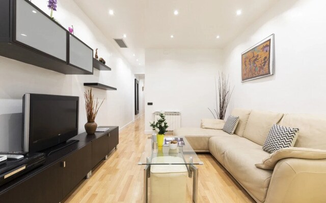 Ab Berlin Les Corts Apartment