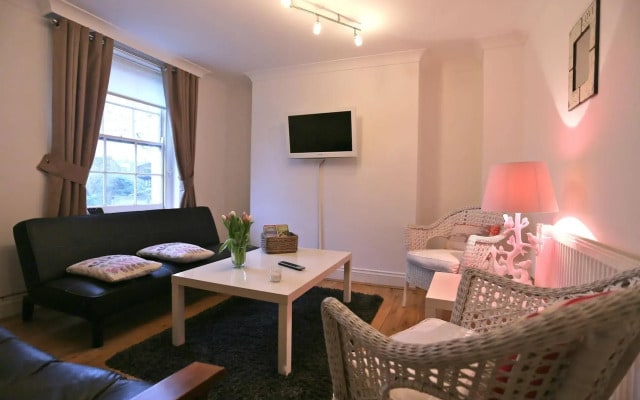 Short Lets in London - Angel