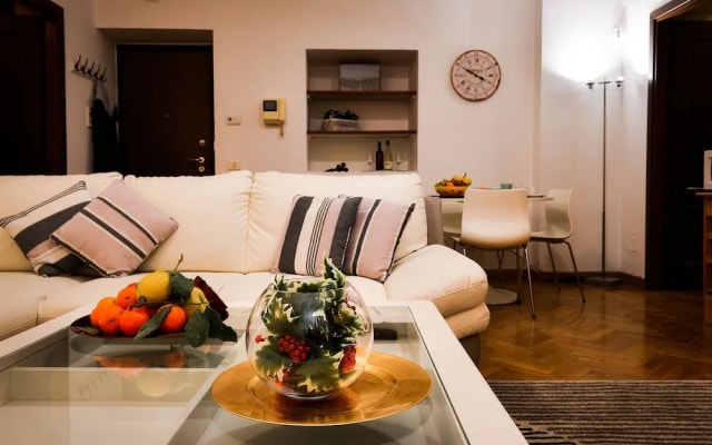 Polacchi 1BR Apartment
