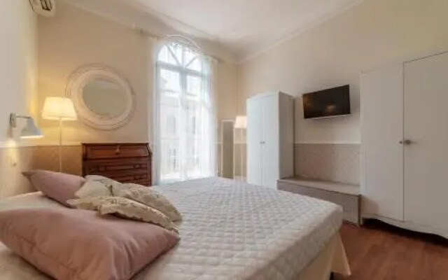 Ippolito Flat