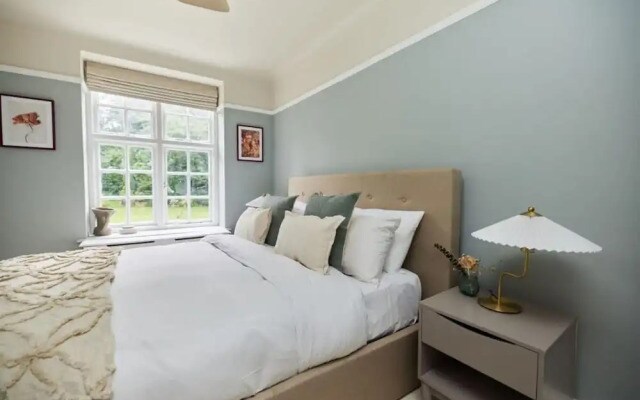 The Golders Green Place - Modern and Bright 1bdr Flat, London