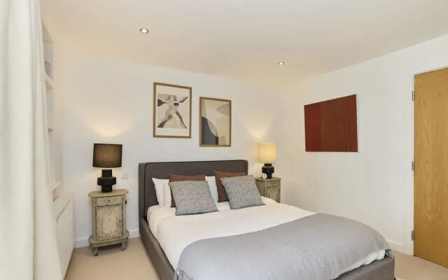 Southwest London Stay