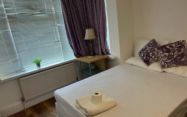 Lovely Studio Flat in London