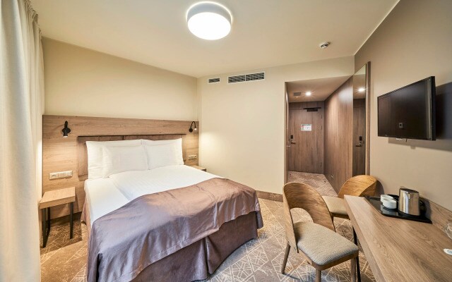 Отель Wellton Riverside Spa 