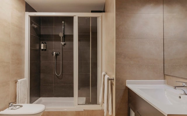Gran de Gràcia Apartments