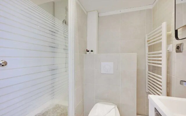 Charming Apartment -1br/4p - Gare District