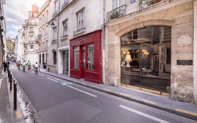 hotelImage