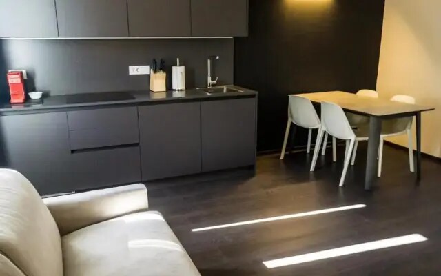 Venice Terminal Apartments & Suites