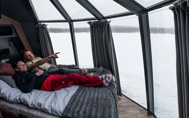 Overwater Hut Kuusamo