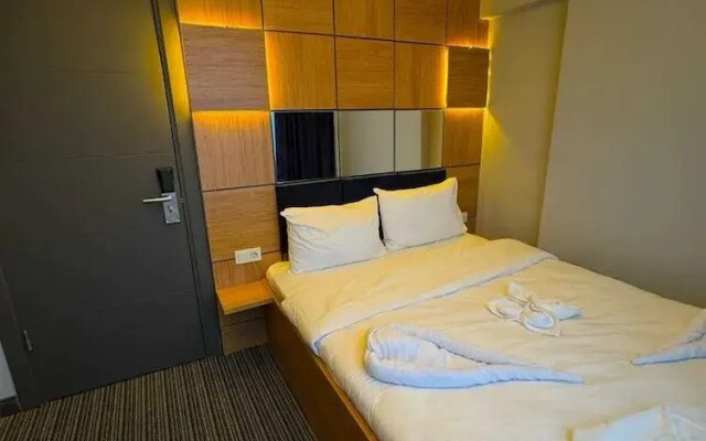 Premium Palace