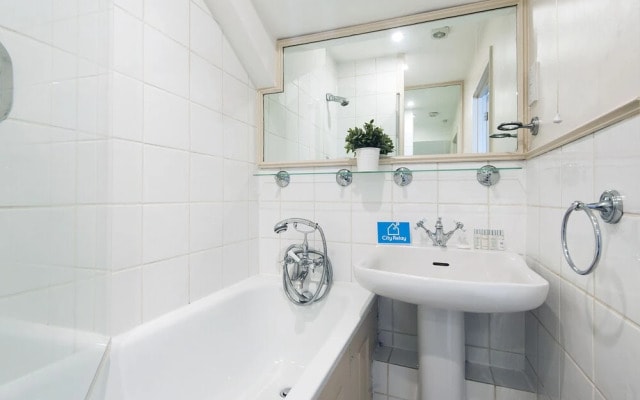 The Coleherne Road Nest - TL1