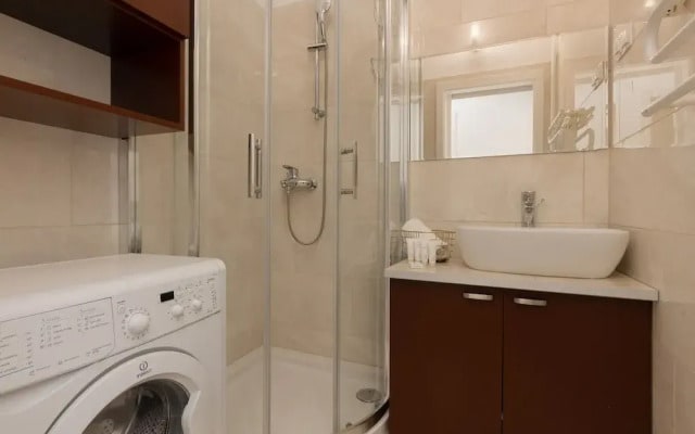 Apartment Rynek Nowego Miasta By Renters