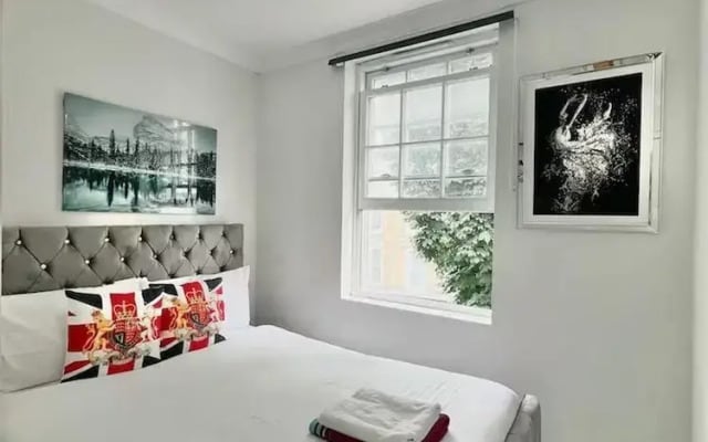 Comfortable 3 Bed Flat in King Cross