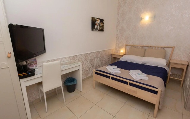 Aurelio Deluxe Rooms