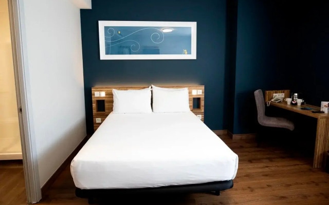 Travelodge Madrid Metropolitano