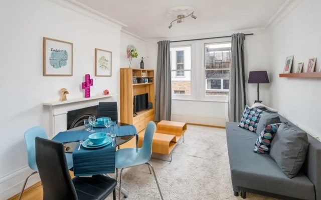 Modern 1 Bed apt Sleeps 4 in Covent Garden