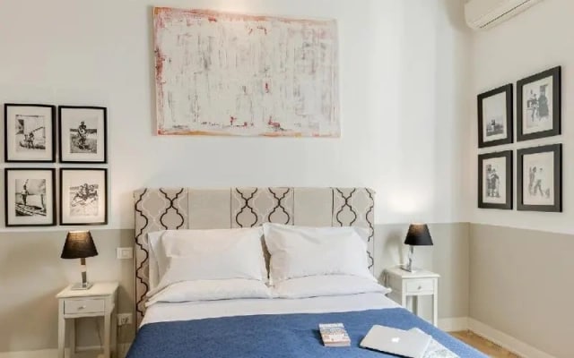 The BlueHostel