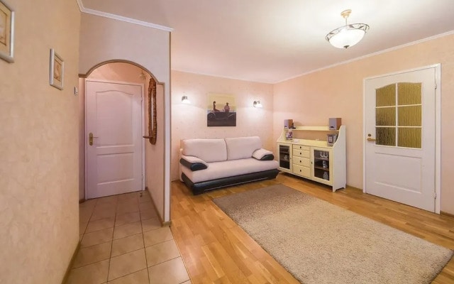 Day&Night Apartments - Oktyabrskaya