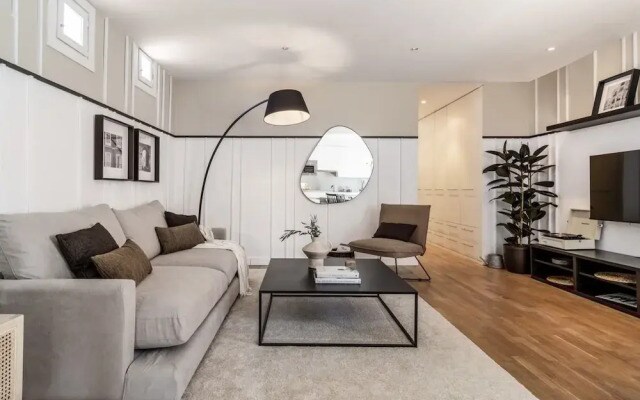 Oeste - 2 Bedrooms in Chueca