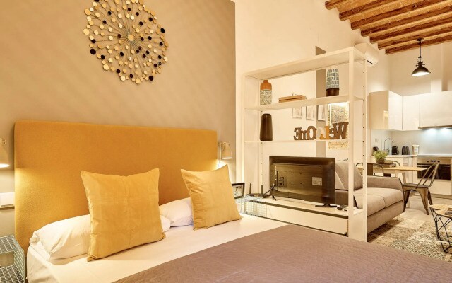 UD Apartments Barcelona - Marina Vintage Exclusive Apartment (2BR)