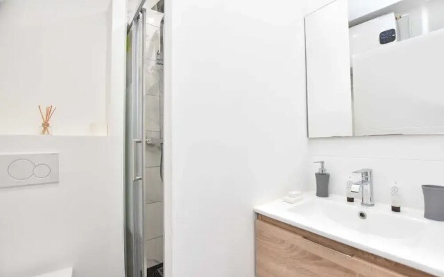 Charming 1br/4p Apartment - Louvre Museum