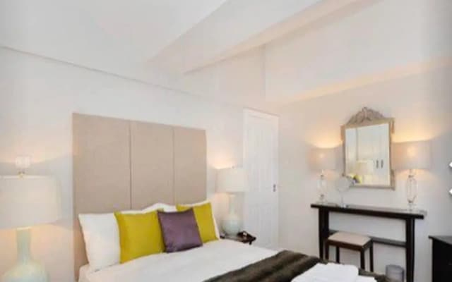 Stunning 3 Bed Townhouse In Belgravia
