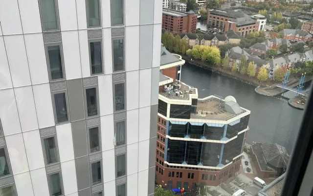 1 Bed Apartment Sleeps 2 With Wi-fi