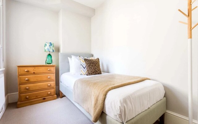 Wonderful Chelsea Apartment