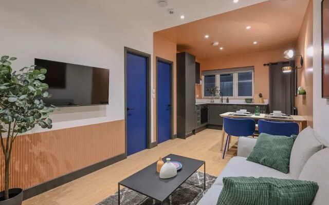 2-bedroom Flat Close to Angel Stn and Regent Canal