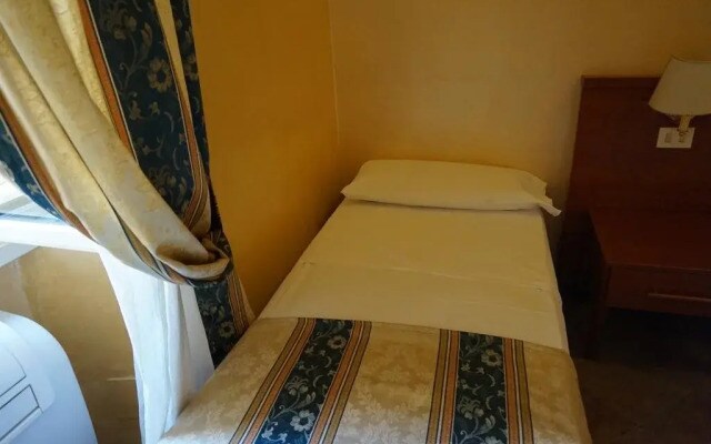 Hotel Maryelen 2