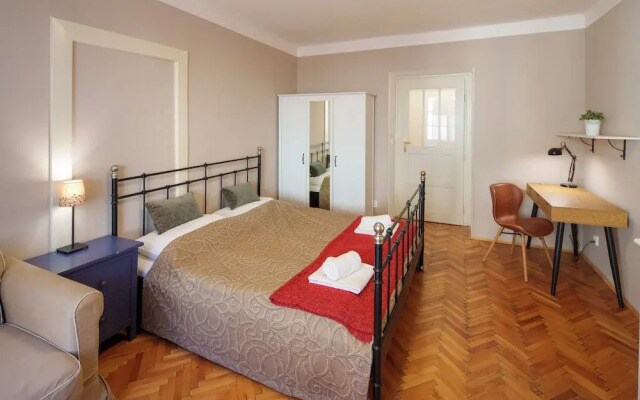 Old Town - Templova Apartments