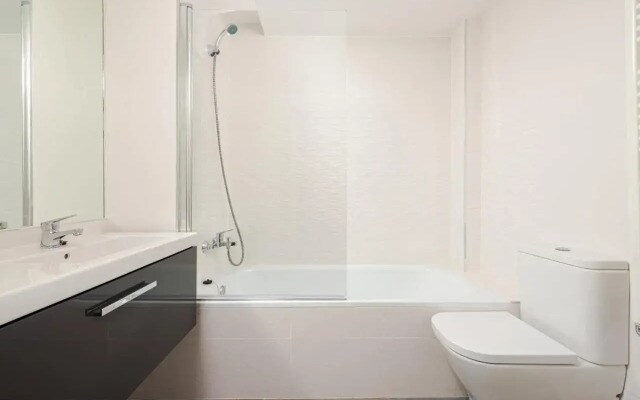 Las Encinas Design Apartment in Conde Orgaz - Madrid