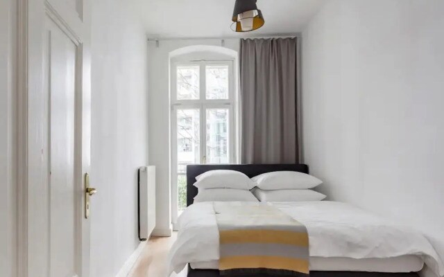 Top Luxury Space Spree Mitte Berlin