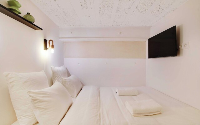 Charming Appt- 4p/1br- in the Heart of the Marais